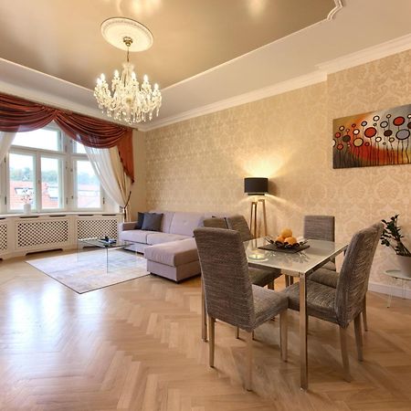 Milosrdnych Apartments Prag Exteriör bild
