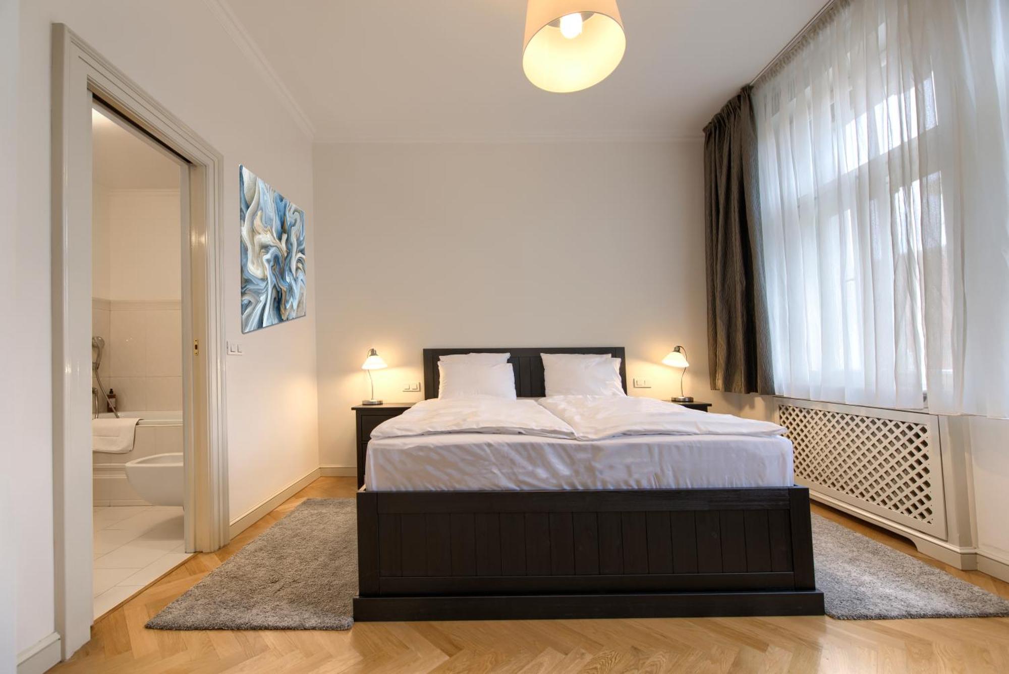 Milosrdnych Apartments Prag Rum bild