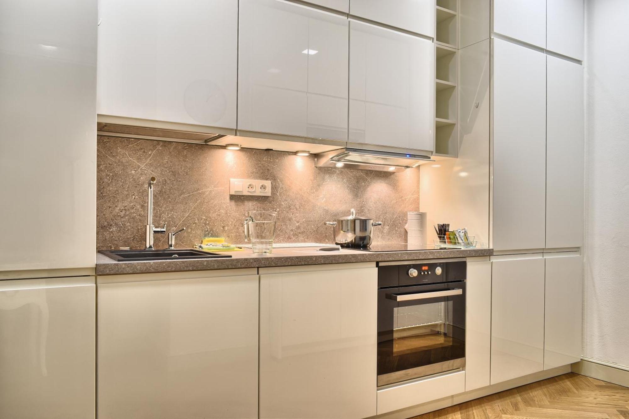 Milosrdnych Apartments Prag Rum bild