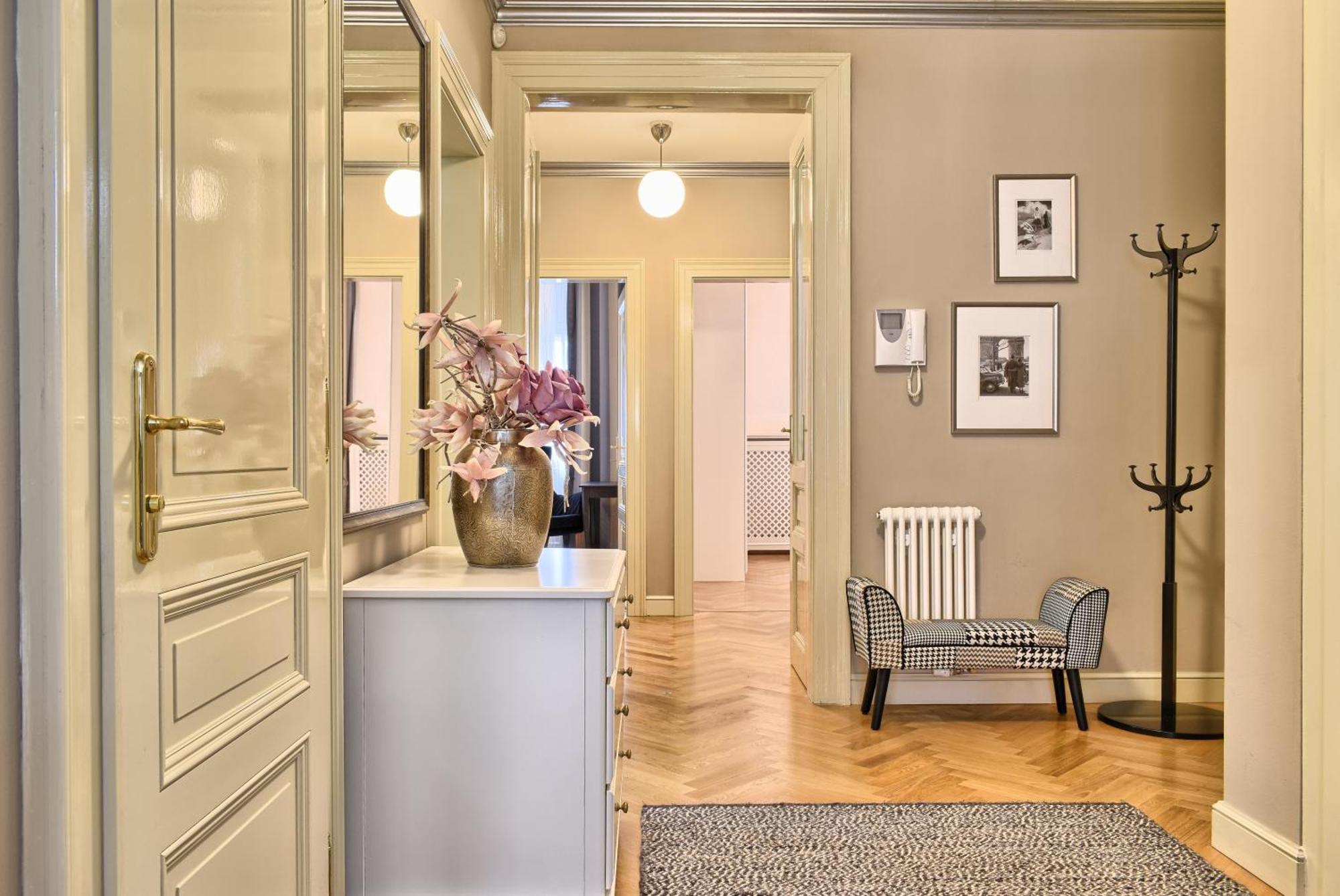 Milosrdnych Apartments Prag Rum bild
