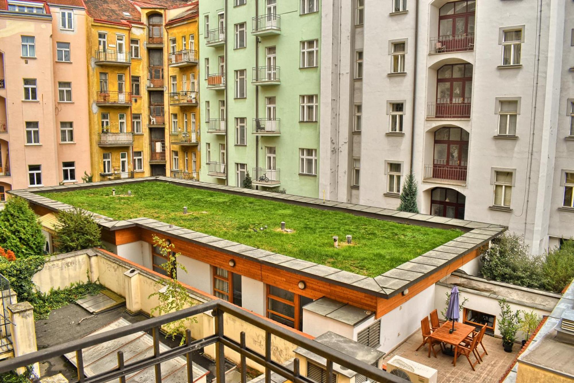 Milosrdnych Apartments Prag Rum bild